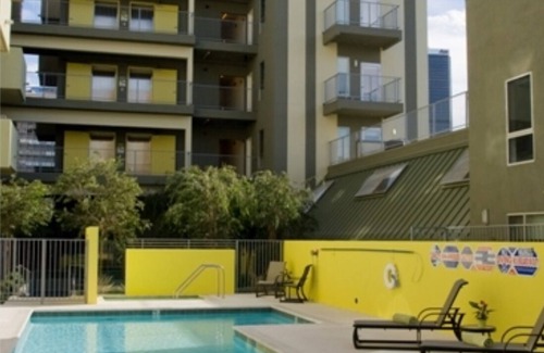 Florence-Graham Apartment | Astounding Urban DTLA Loft10 min from CRYPTO.COM ARENA
