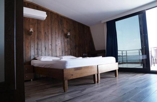 Lapseki Hotel | Astroia Butik Otel&Bilim Kampı