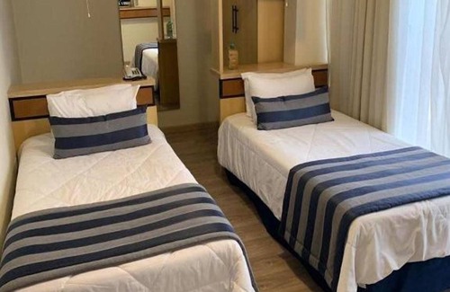 Centro Hotel | Astron Suites Sao Jose dos Pinhais