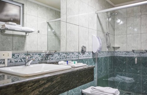 Centro Hotel | Astron Suites Sao Jose dos Pinhais