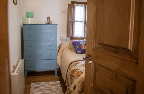 La Portilla House | Asturian house, 6 pax, at the foot of the Sierra del Cuera and 2 km from the beaches.