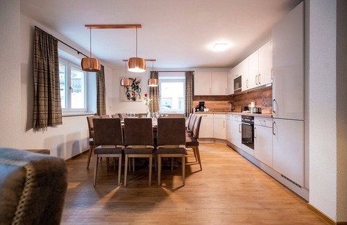 Bruck an der Grossglocknerstrasse Ski Chalet | Chalet in Zell am See near Ski Slopes