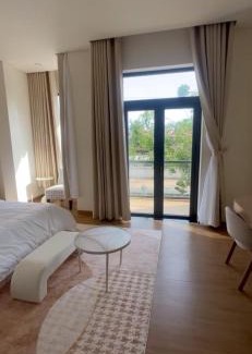 Phu Quy Hotel | At De June