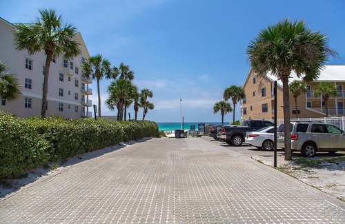 Crystal Beach House | At Ease - Crystal Beach! Fully Updated! Heated Private Pool! Steps to the Beach!