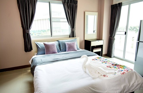 Bang Phli Hotel | At Ease Hotel Suvarnabhumi