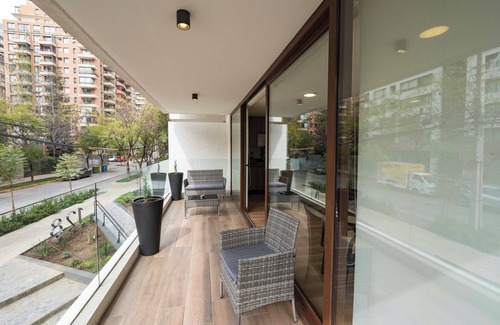 El Golf Apartment | AT HOME El Golf