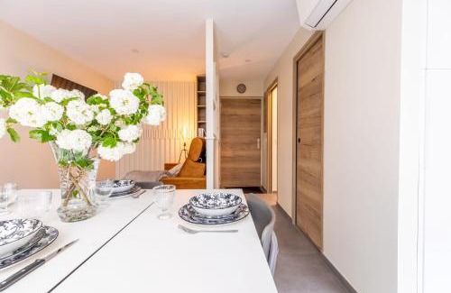 Clermont Ferrand City Centre Apartment | At home in Clermont, Place de Jaude