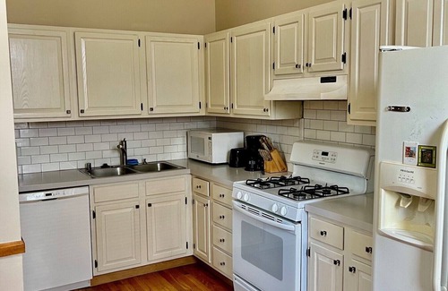 The Gate House | At Home in St Louis Pet Friendly