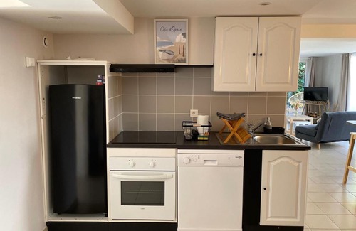 Sangatte Apartment | AT HOME - Sangatte