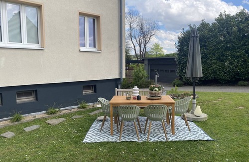 Alt-West Apartment | At home with friends and with love and heart for our guests