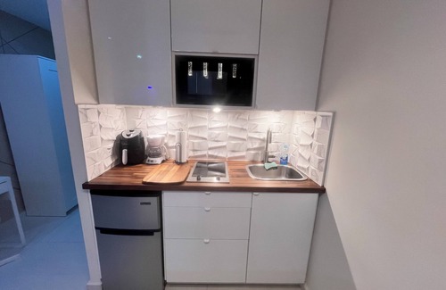 Isla Verde Apartment | At Isla Verde. 1: minute walking to the beach and 5: minutes driving to airport