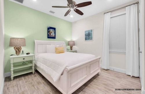 West Kissimmee House | At Margaritaville Resort Luxurious 8 bedroom 8.5 bath Cottage Accommodates up to