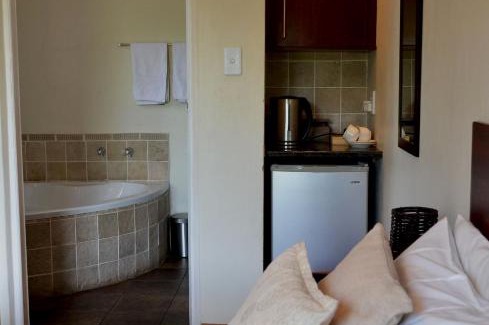 Vanderbijlpark House | At Olive Guesthouse