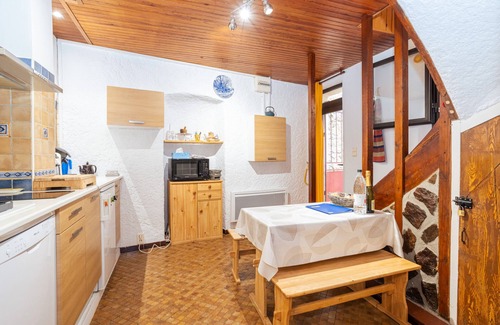 Ceret House | At Petit Paris, Center of Céret