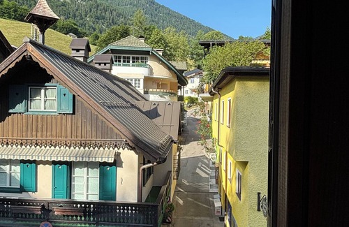 Sankt Wolfgang im Salzkammergut Apartment | Exclusively renovated, very private but central apartment with large terrace