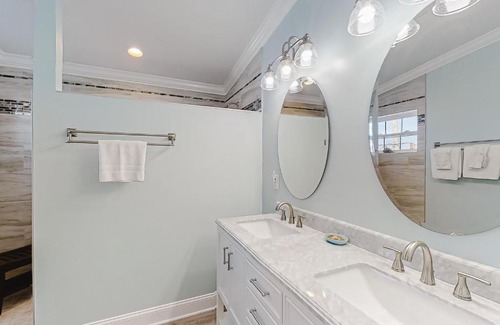 Atlantic Beach House | At the Beach