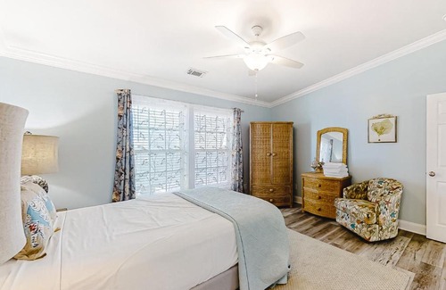 Atlantic Beach House | At the Beach