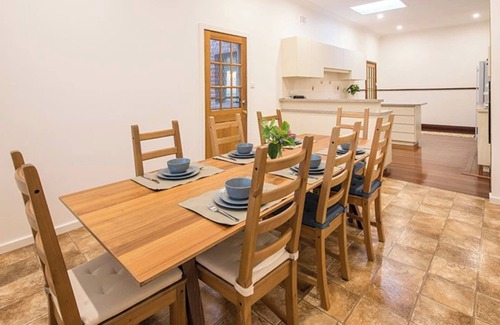 Busselton Cottage | At The Beach: Your Ultimate Coastal Getaway