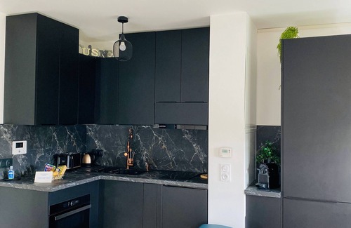Centre-Ville Apartment | At the comfortable Studio Pissarro 2 minutes from the station