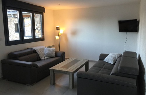 Les Angles Apartment | At the foot of the slopes for 4 people + young children. Renovated apartment.