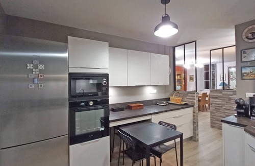 Langres Apartment | At the heart of the city, at the center of history, in an 18th-century residence