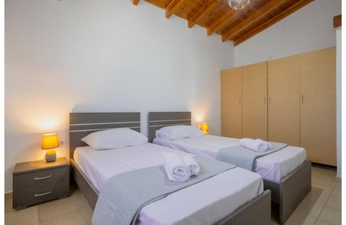 Messini House | At The Messinian's Bay