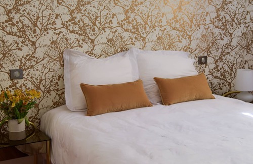 Beaune Apartment | At the Miracle of French toast