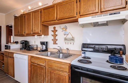 Long Beach House | At Turtle Cottage: Oceanfront Home with Spacious Deck, Close to Pier and Restaur