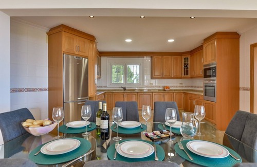 Empedrola Villa | AT350 COLINA DEL SOL