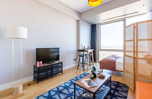 Atasehir Apartment | Atasehir Studio, Expansive Cityscape View