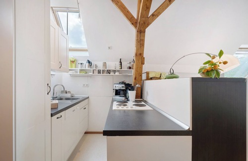 Vogtsburg Apartment | 'Atelierblick im Winzerort' with Shared Terrace, Wi-Fi and Air Conditioning
