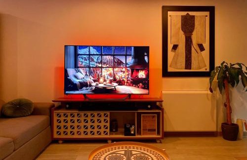Tremblay-en-France Apartment | Atelier chaleureux 40m2 - Jacuzzi - proche CDG Parc des expo