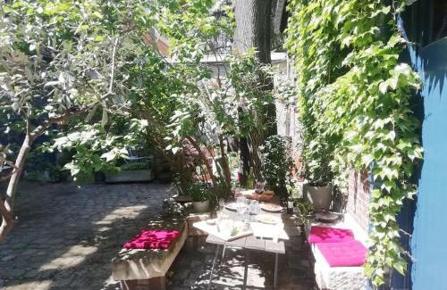 14th Arrondissement House | Atelier d'artiste - Loft with garden center of Paris