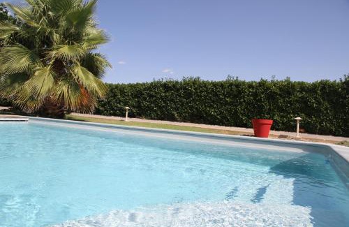 Saint-Aunes Bed & Breakfast | Atelier des Vidaux