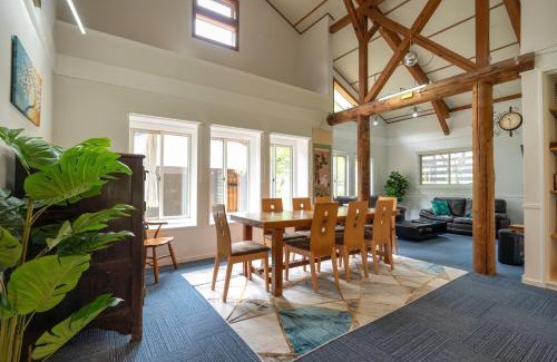 Iida Ski Chalet | Atelier Hakuba by JAMSZ ROYALE