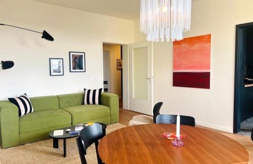 Sonnenberg Apartment | Atelier Noé NOIR - Kunstvoll Wohnen - Wunderbares Frühstück möglich - Ruhig und nah am Zentrum -