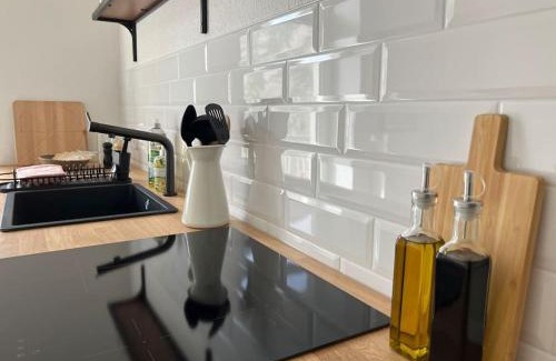 Sonnenberg Apartment | Atelier Noé ROSÉ- Kunstvoll Wohnen - Wunderbares Frühstück möglich - Ruhig und nah am Zentrum -
