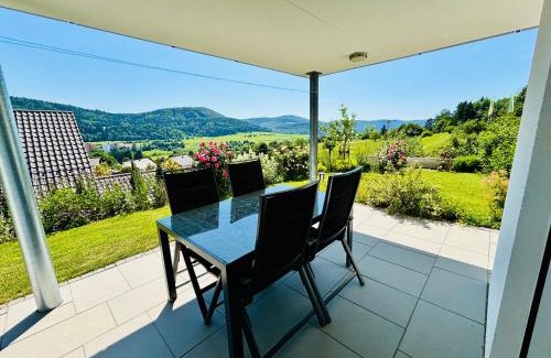 Albstadt Apartment | Atemberaubender Ausblick mit Premium-Wanderwegen vor der Haustür
