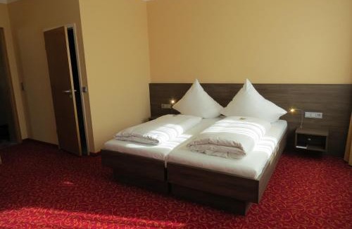 Lampertheim Hotel | ates Hotel Lampertheim by AURUM