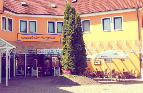 Lampertheim Hotel | ates Hotel Lampertheim by AURUM