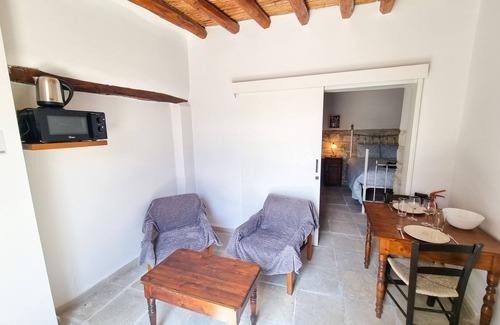 Skarinou Apartment | Athena's Pool Oasis