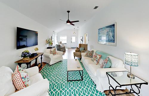 Butler Beach House | Athenas Cottage