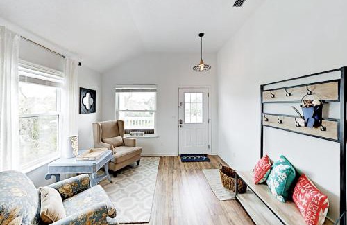 Butler Beach House | Athenas Cottage