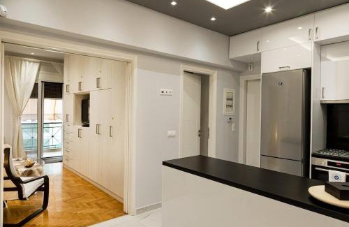 Vyronas Apartment | Athenian Escape - Located near the heart of Athens