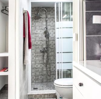 Ilioupoli Apartment | Athens 8 min from Acropolis