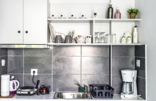 Ilioupoli Apartment | Athens 8 min from Acropolis