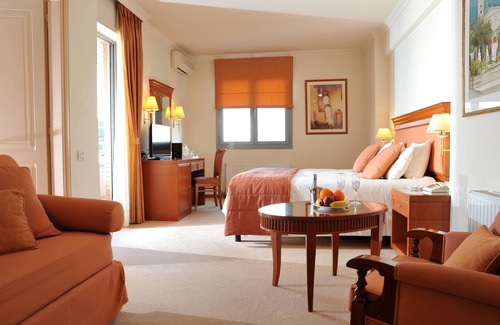 Neos Kosmos Hotel | Athens Atrium Hotel and Suites