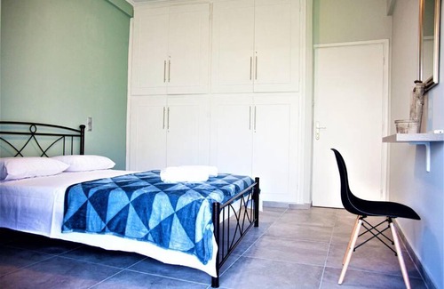 Attiki Apartment | Athens Central 3BD Apartment next to Metro Luxury