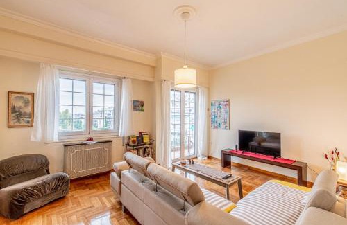 Kypseli Apartment | Athens Cityscape