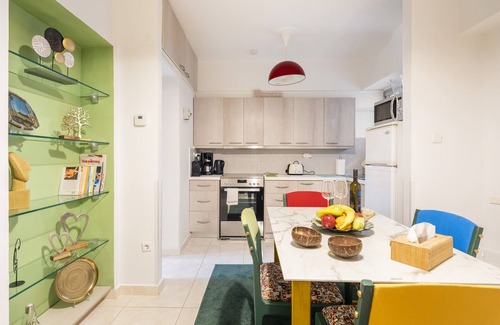 Pangrati Apartment | Athens Escape